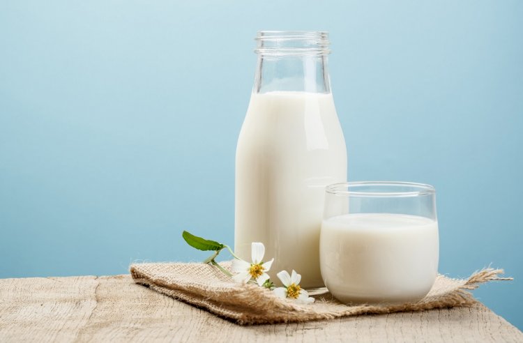 ​Kemik Sağlığı ve Güçlü Bir Bağışıklık için Süt İçmeyi İhmal Etmeyin!