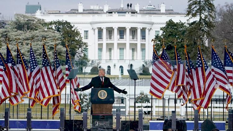 ABD'de Kongre binasının işgali sonrası Beyaz Saray'da istifa dalgası