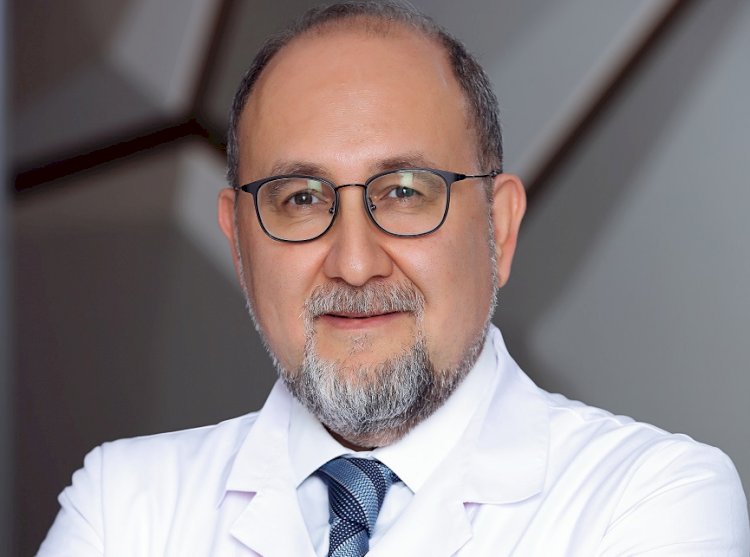 Prof. Dr. Ediz Altınlı’dan Laparoskopik ve Robotik Ameliyatlarda Güvenli Yöntem