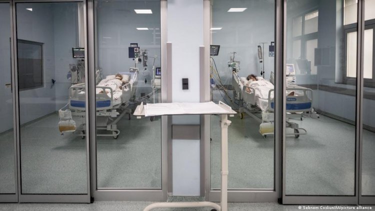 Özel hastanelere "salgını fırsata çevirdikleri" suçlaması