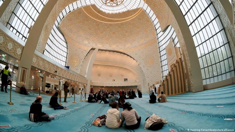 Almanya'da belediye meclisi cami inşaatına onay vermedi