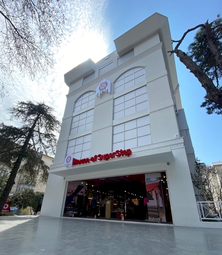 House Of SuperStep Bağdat Caddesi Mağazasıyla Perakendenin Kurallarını Değiştiriyor