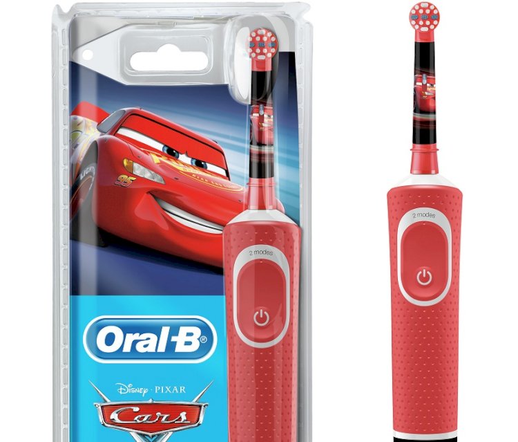Oral-B’den çocuklara özel Disney temalı Vitality diş fırçaları