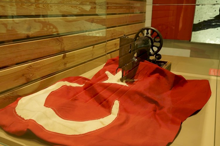 “İstiklal” Sergisine İzmir’de ziyaretçi rekoru