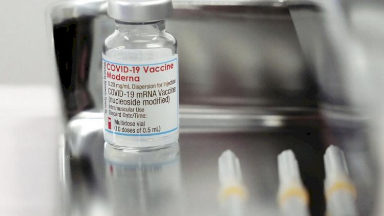 Moderna ve Pfizer: Covid-19 aşımız etkinliğini yitiriyor, üçüncü doz gerekli