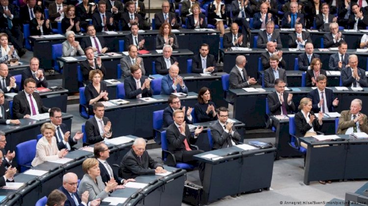 Almanya'da milletvekilleri ne kadar kazanıyor?