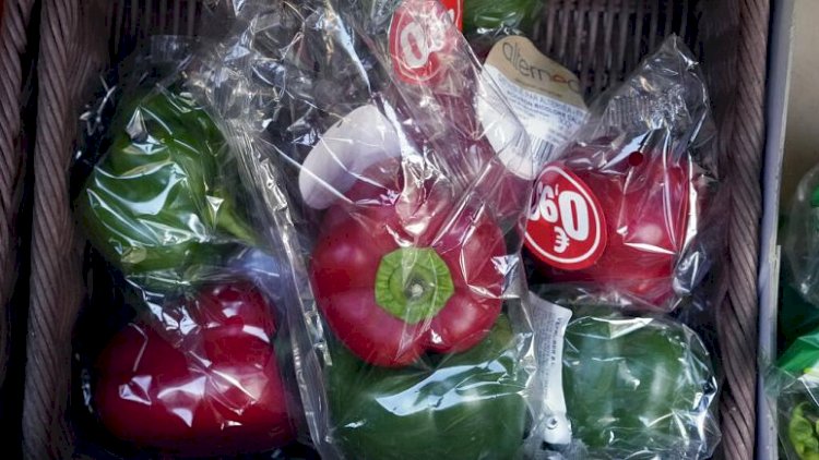 Fransa'da belirli meyve ve sebzelerin plastik paketlerde satılması yasaklandı