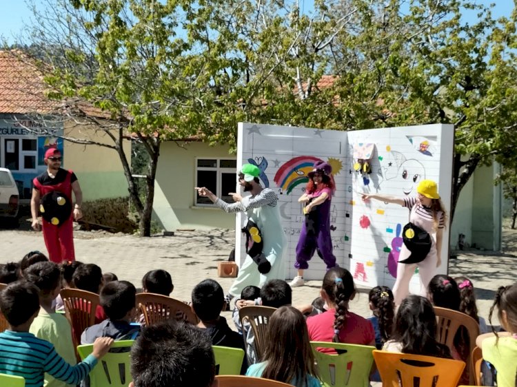 FMV Işık Okulları, Muğla Serkis Köyü İlköğretim Okulu’na “kalplerimiz aynı” dedi