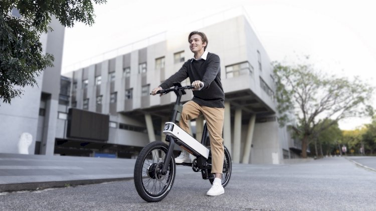Acer, Şehir İçi Ulaşım için Tasarlanan Yapay Zeka Destekli "ebii" ile E-bisiklet Pazarına Giriyor