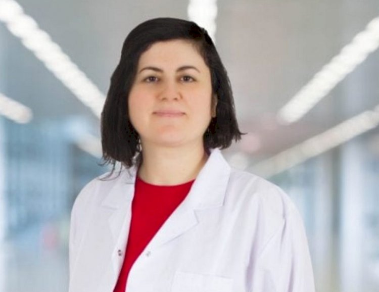 Kadın Ürolog Op. Dr. Ayşe Veyhürda Dikmen kanamasız idrar kaçırma ameliyatını anlattı