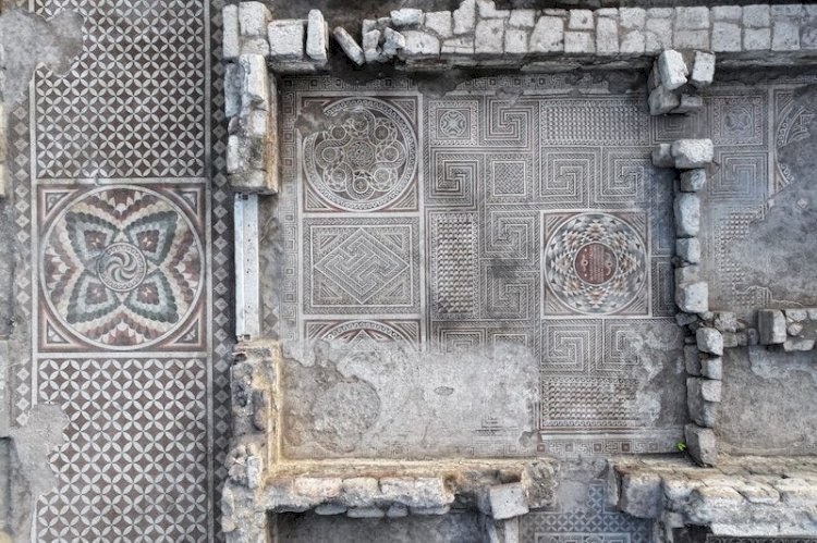 Kayseri’de Roma Villasının Devasa Mozaik Tabanı Ortaya Çıkıyor