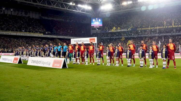 'Yurtta sulh cihanda sulh': Süper Kupa'da pankart krizi aşılamadı
