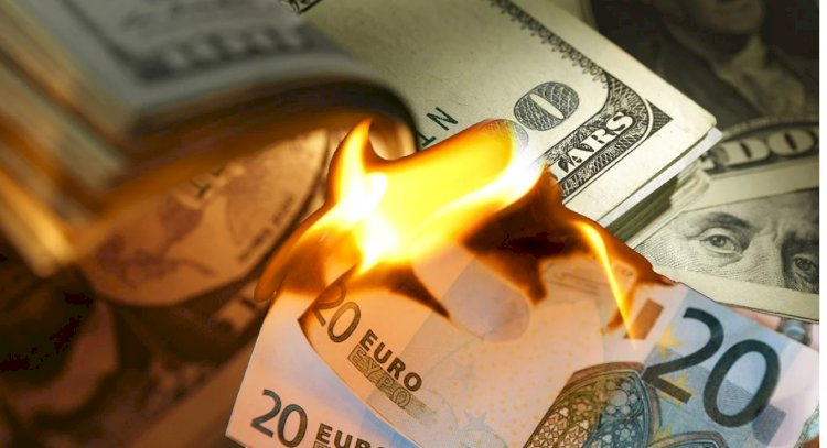Dolar ve euroda yeni zirve! Piyasalar durulmuyor