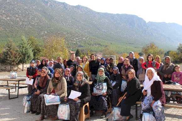 "Hijyen Sağlıktır" Projesi Kırsal Bölgeden 2 Bin Kadına Ulaştı
