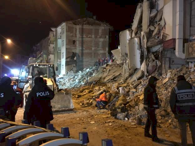 Elazığ'da 6,8 büyüklüğünde deprem: 22 kişi hayatını kaybetti, 1243 kişi yaralı