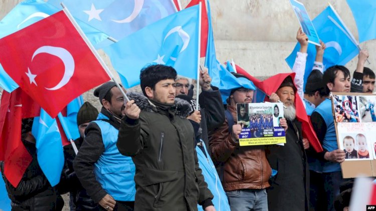 'Türkiye Uygurlar'a Uygulanan Baskıya Sessiz Kalıyor'