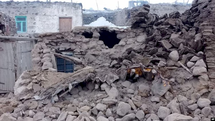 İran'daki Deprem Van'da Can Kayıplarına Neden Oldu