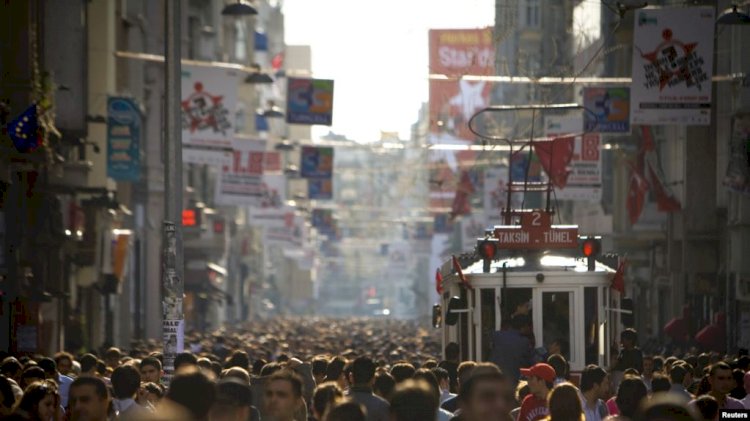 CANLI BLOG- Türkiye: Yasaklar da Vaka Sayısı da Artıyor