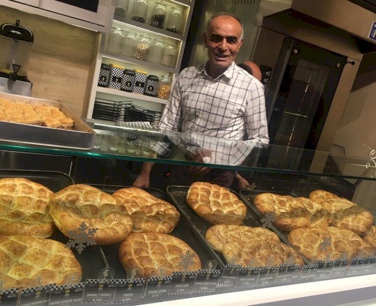 BAY BREAD DAMAKLARDA BIRAKTIĞI LEZZETLE REÇETENİN ADIDIR