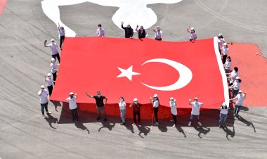 ​19 Mayıs’ta gençlerden dünyanın en büyük resim rekoru