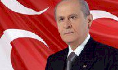 Bahçeli'nin 'milletvekili transferini engelleme' çağrısı AKP'de neden tartışma yarattı?