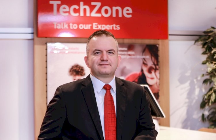 VODAFONE’UN DİJİTAL ASİSTANI TOBi, 1 AYDA 2,3 MİLYONU AŞKIN SOHBET GERÇEKLEŞTİRDİ