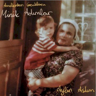 Aylin Aslım’dan Annelerle Miniklere Hediye