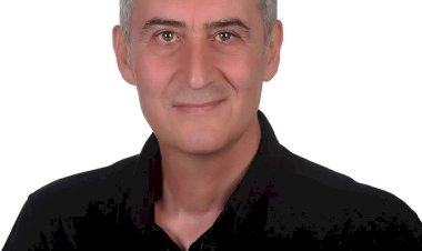 ABDÜRRAHİM KARAKOÇ KİMDİR?