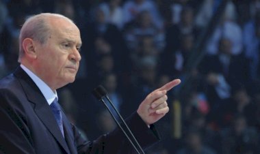 : Ünlü anketçiden Bahçeli'ye: Beni kaça satın aldığını açıkla