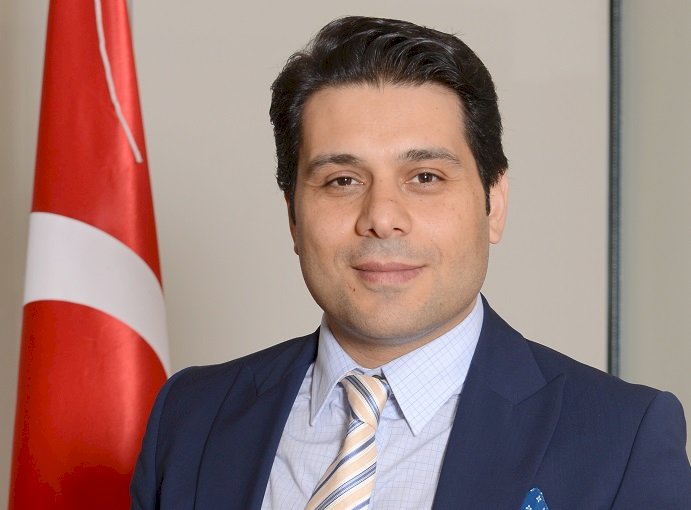 FAHİŞ FİYATLARI ENGELLEDİLER RAFLARI BOŞ BIRAKMADILAR