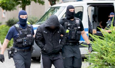 Berlin’de radikal İslamcılara polis baskını