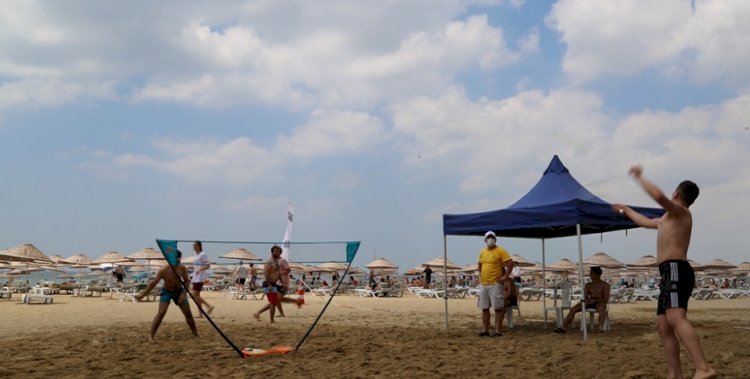 FLORYA GÜNEŞ PLAJINDA SPOR ZAMANI