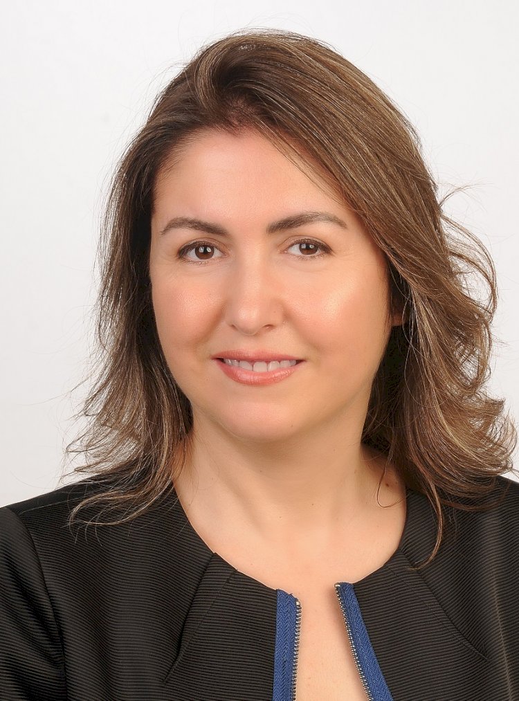 Ebru Ş. Akbudak Sözer, Hukuk, Patent, Uyum ve Veri Gizliliği Baş Müşaviri Türkiye ve İran Ülkeler Grubu olarak atandı.