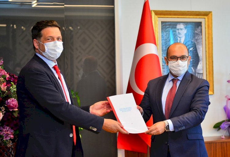 Nissan’dan Başakşehir Çam ve Sakura Şehir Hastanesi çalışanları için araç tahsisi