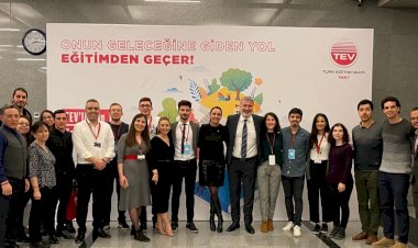 Türk Eğitim Vakfı (TEV) Bursiyerleriyle Dijital Mezuniyet Töreninde Buluştu!