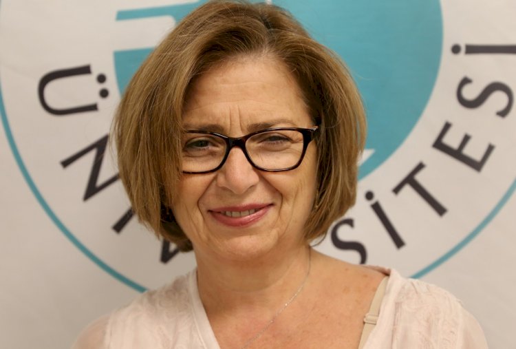 Prof. Dr. Nurper Ülküer: “Çocuk kitapları için önlem alınmalı”