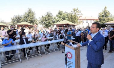 MAMOĞLU, AŞURE LOKMASI DAĞITIMINDA KONUŞTU:
