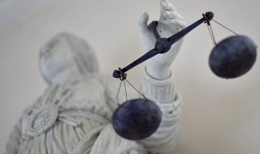 Fransa'da Ermeni-Türk gerginliği: Ahmet Çetin hakim karşısına çıktı