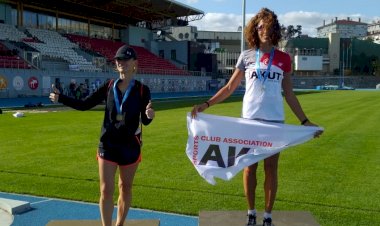 AKUT Sporcusu Zeynep Yıldız Masterlar Şampiyonası'nda Türkiye Rekoru Kırdı!