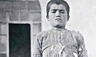 "Şimdi herkes gözlerini kapatsın."