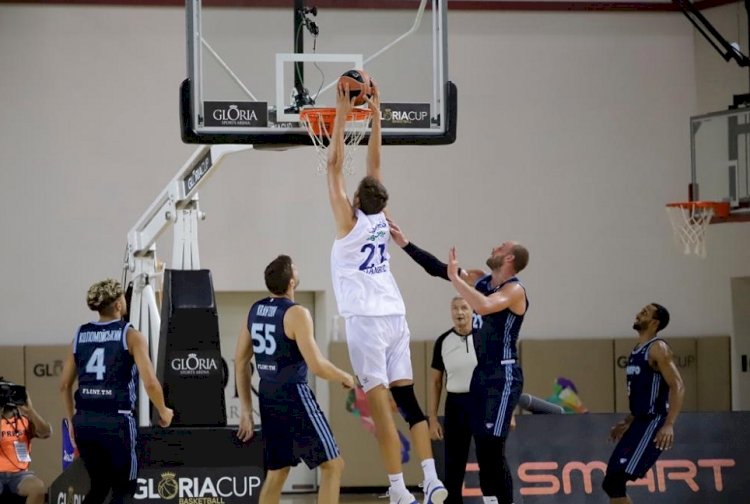 Gloria Cup Uluslararası Erkekler Basketbol Turnuvası’nda İkinci Yarı Başlıyor