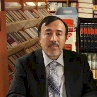 AİDİYETSİZLİK, KİMLİK DEĞERLERİNİ TERKETMEKTİR