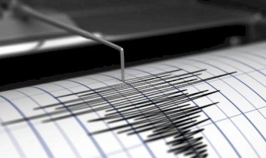 İzmir'de korkutan deprem