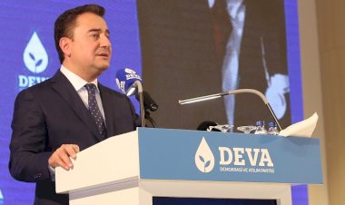 BABACAN: “Kürt sorununu yeniden dirilten bu hükûmeti kimse hayırla anmayacak”