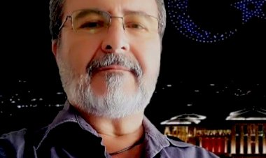 ÖYLE SEVİYORUM Kİ SENİ