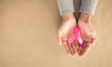 40 Yaş Üzeri Kadınlar Mamografi Çektirmeyi İhmal Etmemeli