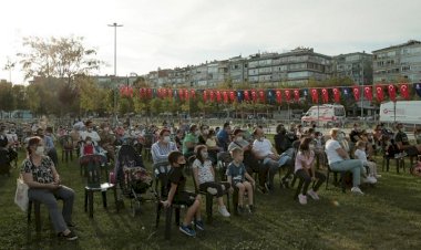 İSTANBULLULAR TİYATRO İLE BULUŞMAYA DEVAM EDİYOR