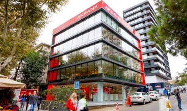 Akbank’ın Sendikasyonu Yeni Katılımlarla 800 milyon Dolar’a Yükseldi