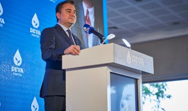 BABACAN: “Bulgar parasını değersiz diye dün çöpe atanlar, bugün Bulgarlar gelsin de para bıraksın diye bekliyor”