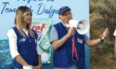 Bref, 'Kıyılarda Temizlik Dalgası' projesi ile Türkiye'nin kıyıları 2. kez hak ettiği temizliğe kavuştu!